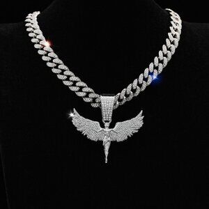 Fashionable and personalized men and women's trendy full diamond angel necklace